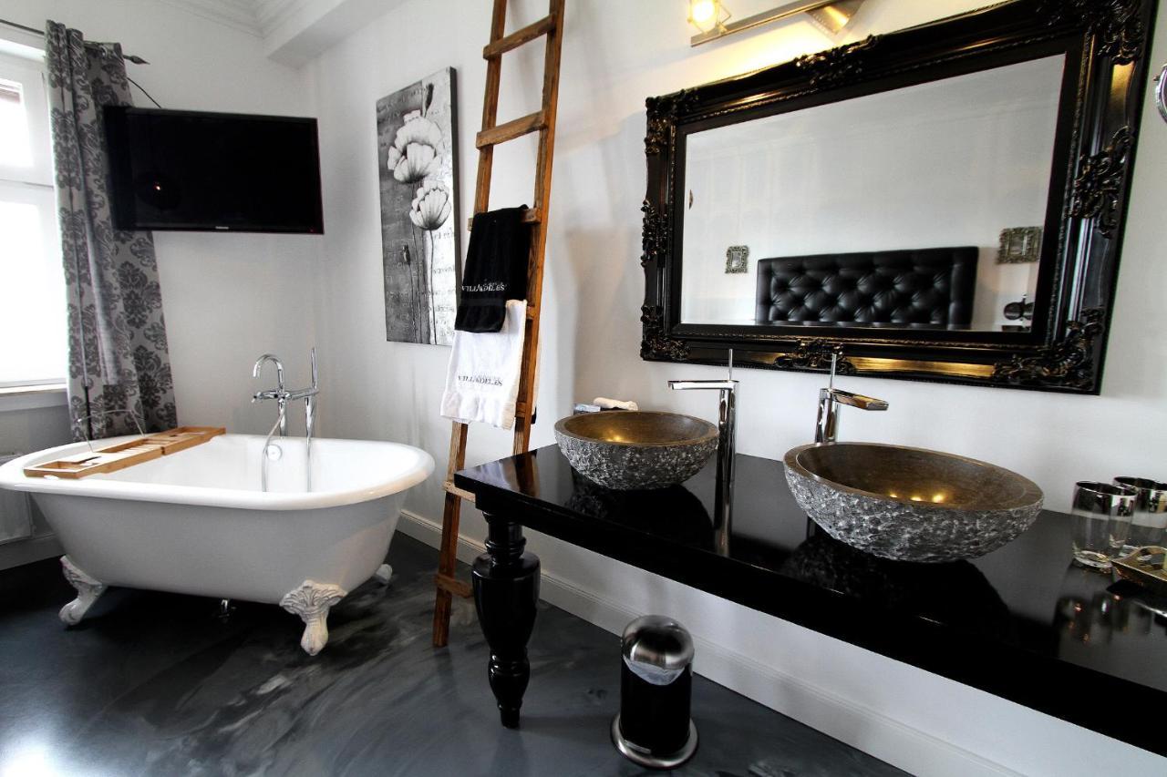 Villa Adelees Boutique Hotel อัลส์เฟลด์ ภายนอก รูปภาพ